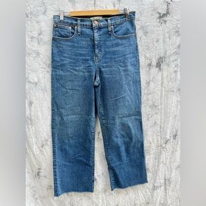 High-waisted cropped jeans